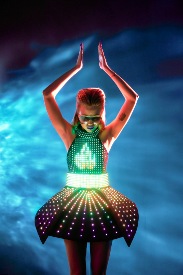 Effect of green fire on the LED dress Eva