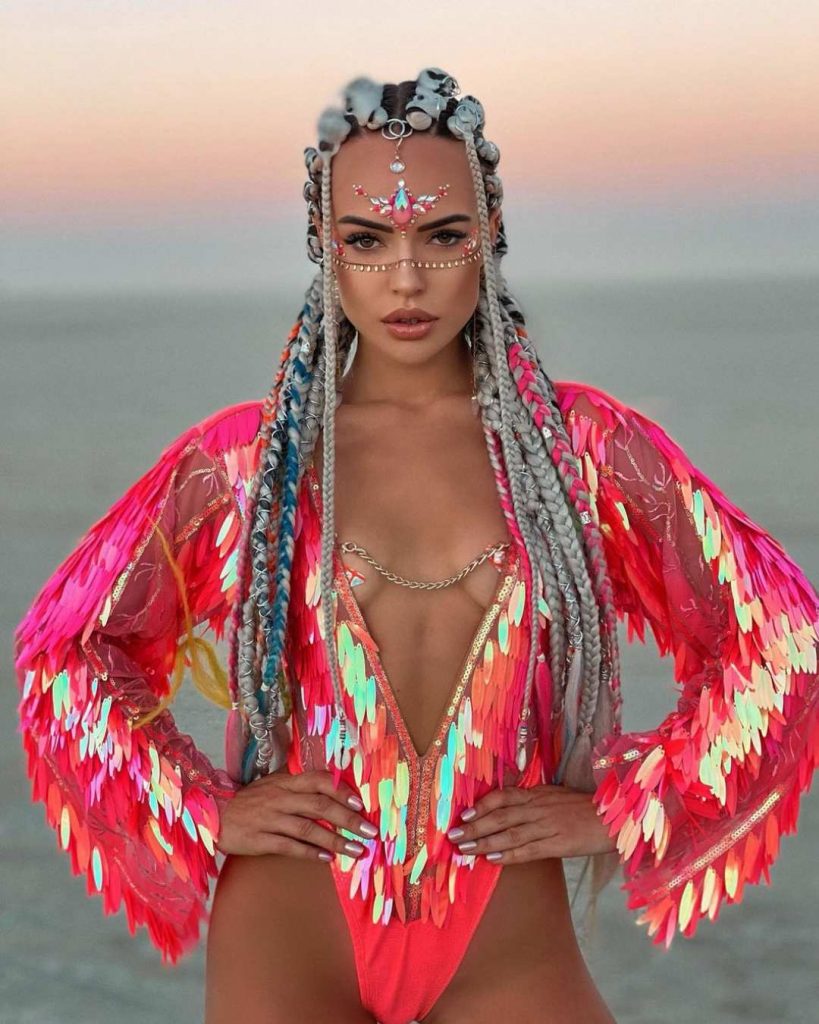 pink-festival-outfit