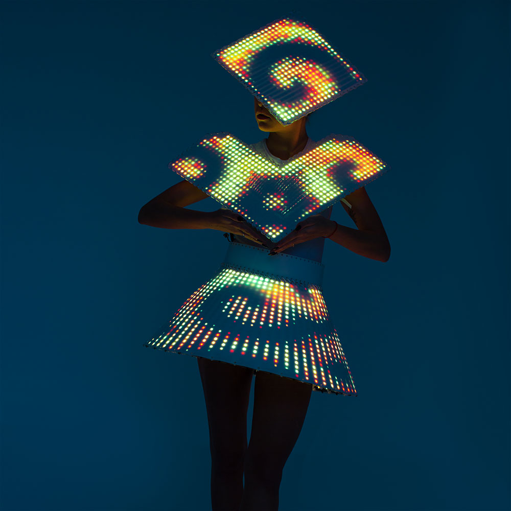 light-up-dress-for-show (1)