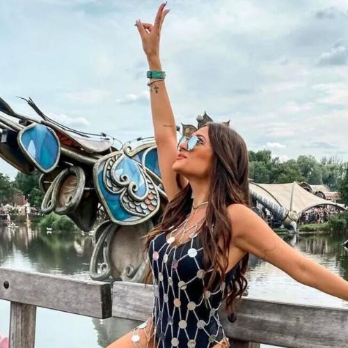 Festival Outfits & Finds
