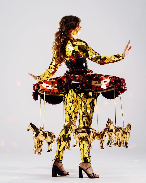 mirror-circus-outfit